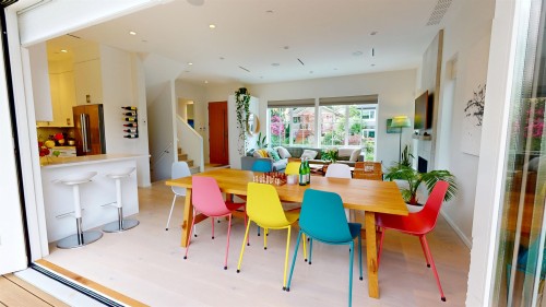 411 Aubrey Place, Vancouver, BC 