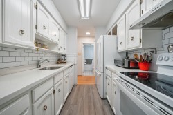 202-8770 Laurel Street  Vancouver, BC V6P 3V6