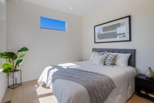 592 Arthur Erickson Place, West Vancouver, BC 