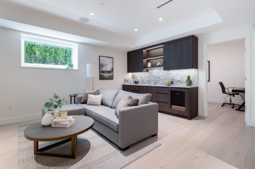 592 Arthur Erickson Place, West Vancouver, BC 