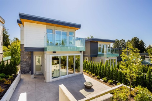 592 Arthur Erickson Place, West Vancouver, BC 