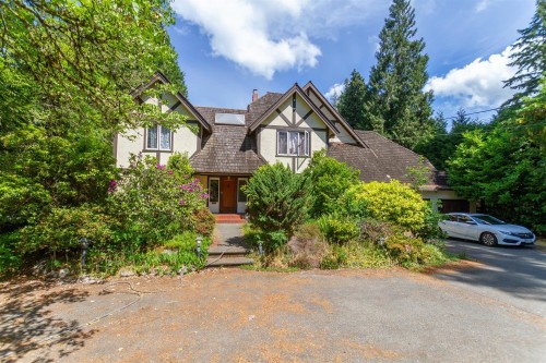 4755 4Th Avenue W, Vancouver, BC 