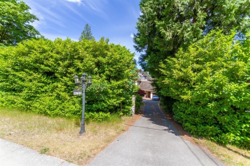 4755 4Th Avenue W, Vancouver, BC 