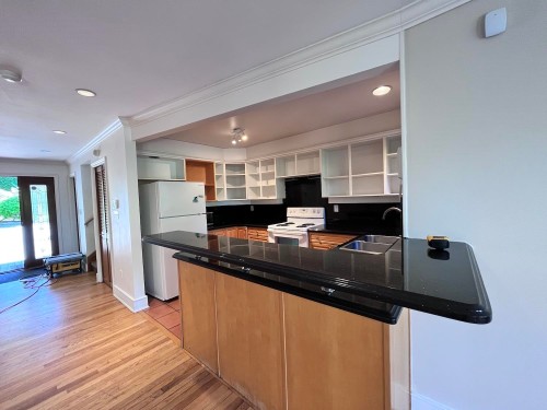 4755 4Th Avenue W, Vancouver, BC 