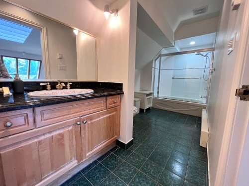 4755 4Th Avenue W, Vancouver, BC 