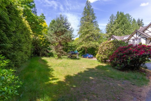 4755 4Th Avenue W, Vancouver, BC 