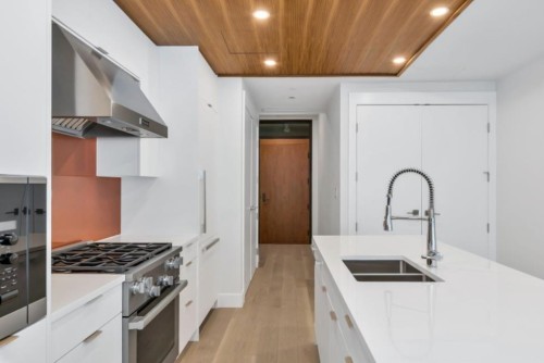603-6699 Nelson Avenue, West Vancouver, BC 