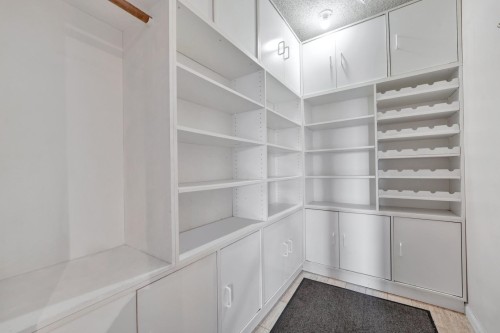 203-1675 Hornby Street, Vancouver, BC 