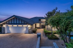 2673 Folkestone Way  West Vancouver, BC V7S 3H8