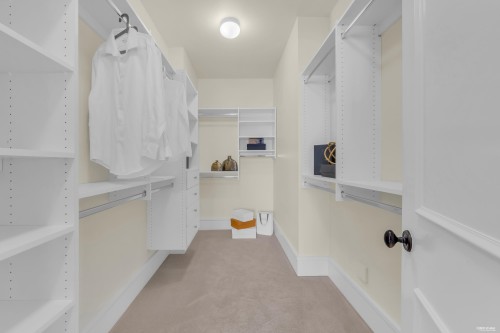 2673 Folkestone Way, West Vancouver, BC 