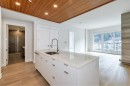 205-6707 Nelson Avenue, West Vancouver, BC 