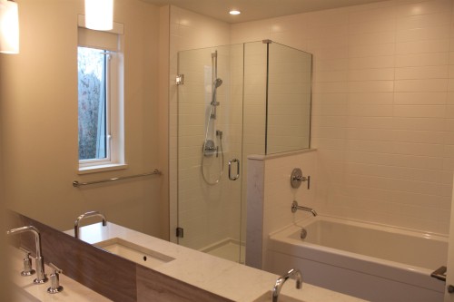 5438 Oak Street, Vancouver, BC 