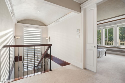 2155 37Th Avenue W, Vancouver, BC 