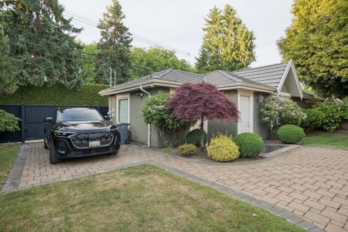 2155 37Th Avenue W, Vancouver, BC 