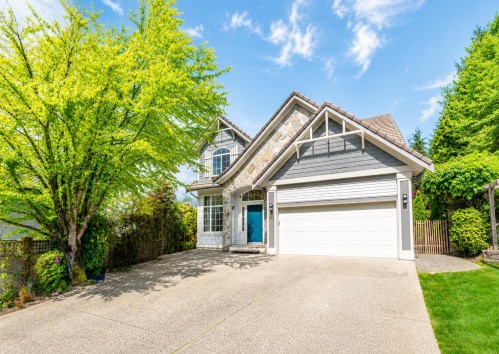 122 Chestnut Court  Port Moody, BC V3H 5G4