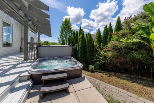 122 Chestnut Court, Port Moody, BC 
