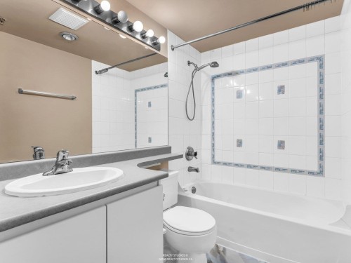 206-3489 Ascot Place, Vancouver, BC 