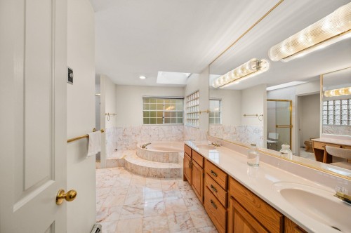 6828 Cypress Street, Vancouver, BC 