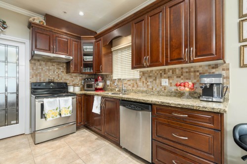 36 54 Avenue E, Vancouver, BC 