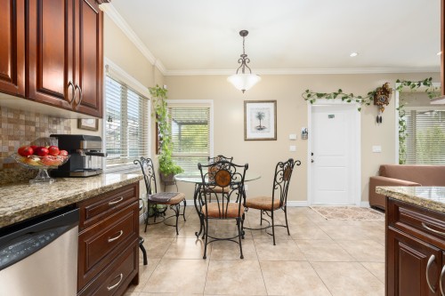 36 54 Avenue E, Vancouver, BC 