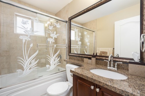36 54 Avenue E, Vancouver, BC 