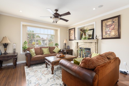 36 54 Avenue E, Vancouver, BC 