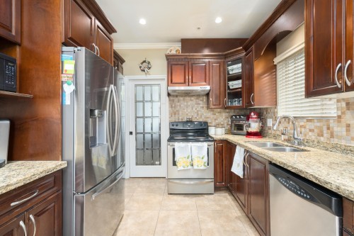 36 54 Avenue E, Vancouver, BC 