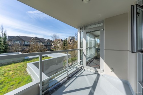 228-9373 Hemlock Drive, Richmond, BC - Outdoor With Balcony With Exterior