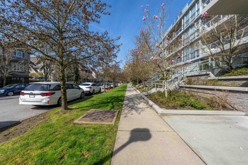 228-9373 Hemlock Drive, Richmond, BC - Outdoor