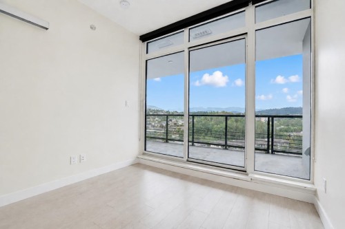 1708-4720 Lougheed Highway, Burnaby, BC - Indoor Photo Showing Other Room