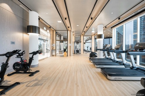 1708-4720 Lougheed Highway, Burnaby, BC - Indoor Photo Showing Gym Room