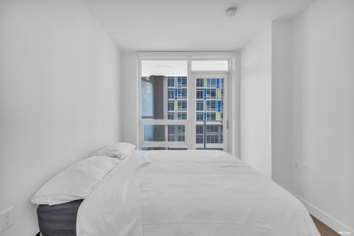 704-6320 No. 3 Road, Richmond, BC 
