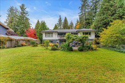 360 Keith Road West Vancouver, BC V7T 1L7