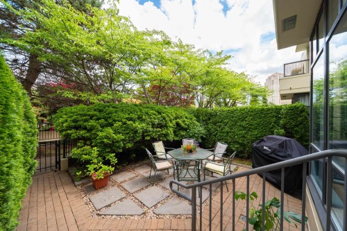 8-4333 Central Boulevard, Burnaby, BC 