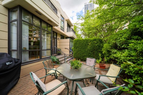 8-4333 Central Boulevard, Burnaby, BC 