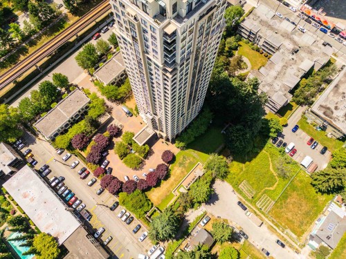 8-4333 Central Boulevard, Burnaby, BC 