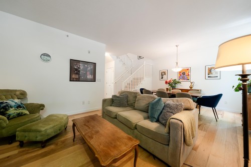 8-4333 Central Boulevard, Burnaby, BC 
