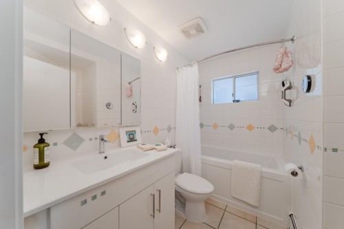 4432 Graveley Street, Burnaby, BC 