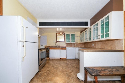 4711 Gothard Street, Vancouver, BC 
