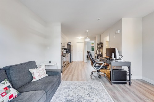 101-5568 Kings Road, Vancouver, BC 