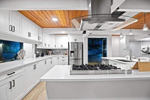 530 Hadden Drive, West Vancouver, BC 