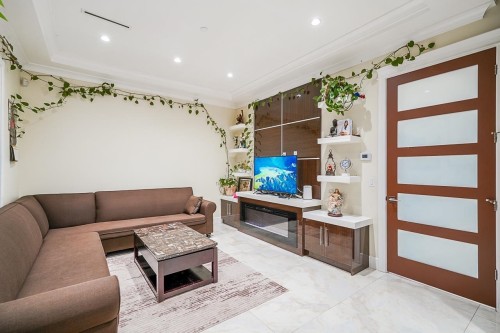 1838 49Th Avenue E, Vancouver, BC - Indoor Photo Showing Other Room