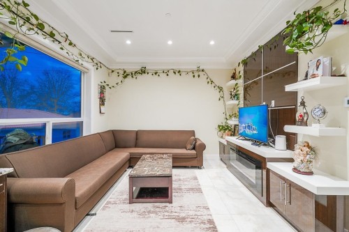 1838 49Th Avenue E, Vancouver, BC - Indoor