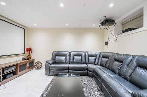 1838 49Th Avenue E, Vancouver, BC - Indoor