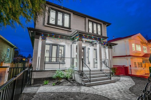 1838 49Th Avenue E, Vancouver, BC - Outdoor With Deck Patio Veranda