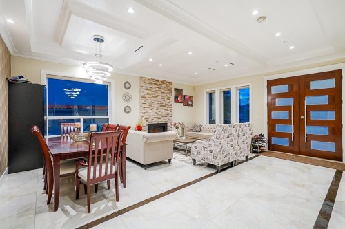 1838 49Th Avenue E, Vancouver, BC - Indoor With Fireplace