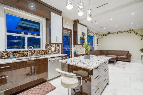 1838 49Th Avenue E, Vancouver, BC - Indoor Photo Showing Other Room
