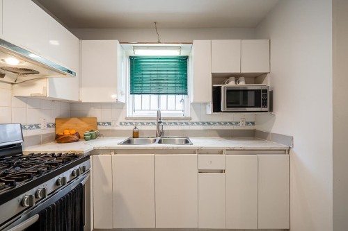 1407 12Th Avenue E, Vancouver, BC 