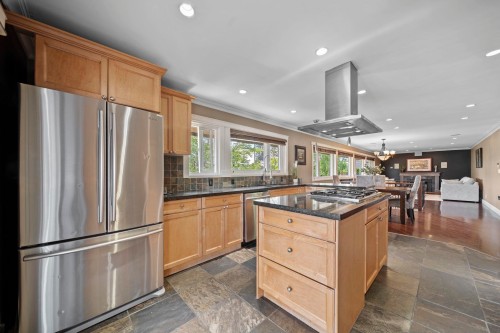 2161 Palliser Avenue, Coquitlam, BC 