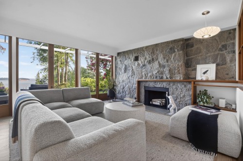 2968 Mathers Crescent, West Vancouver, BC 